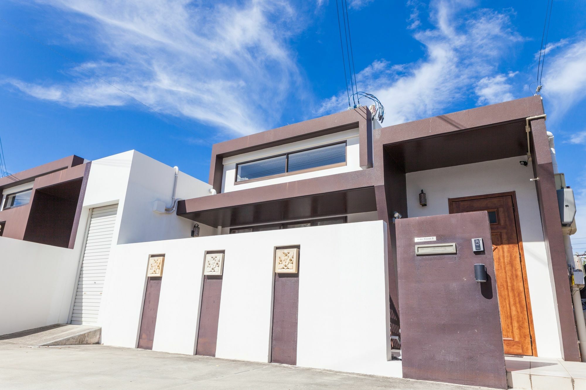 Vila Hide House Čatan Exteriér fotografie